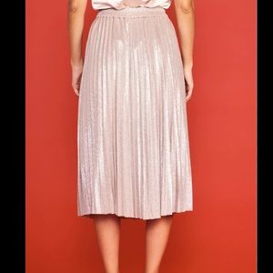 Abercrombie & Fitch women’s rose gold pleated midi skirt Small